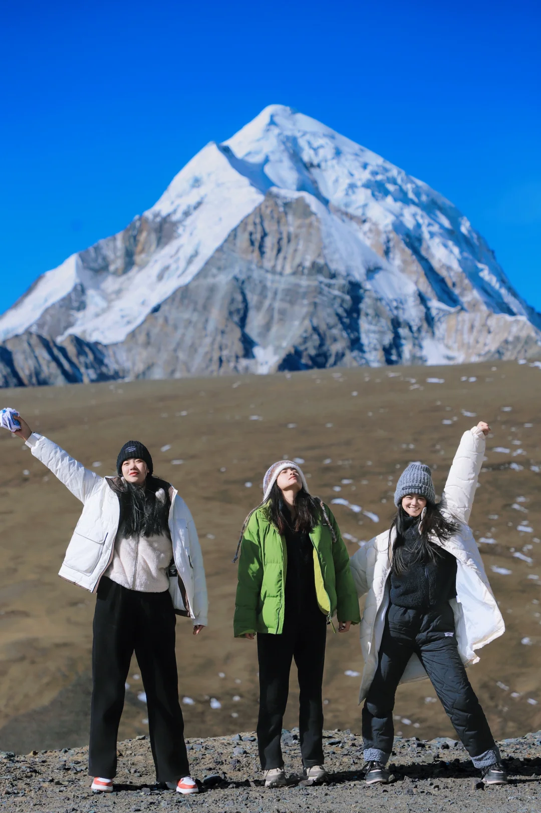 拉萨周边最近的雪山琼穆岗嘎雪山旅拍