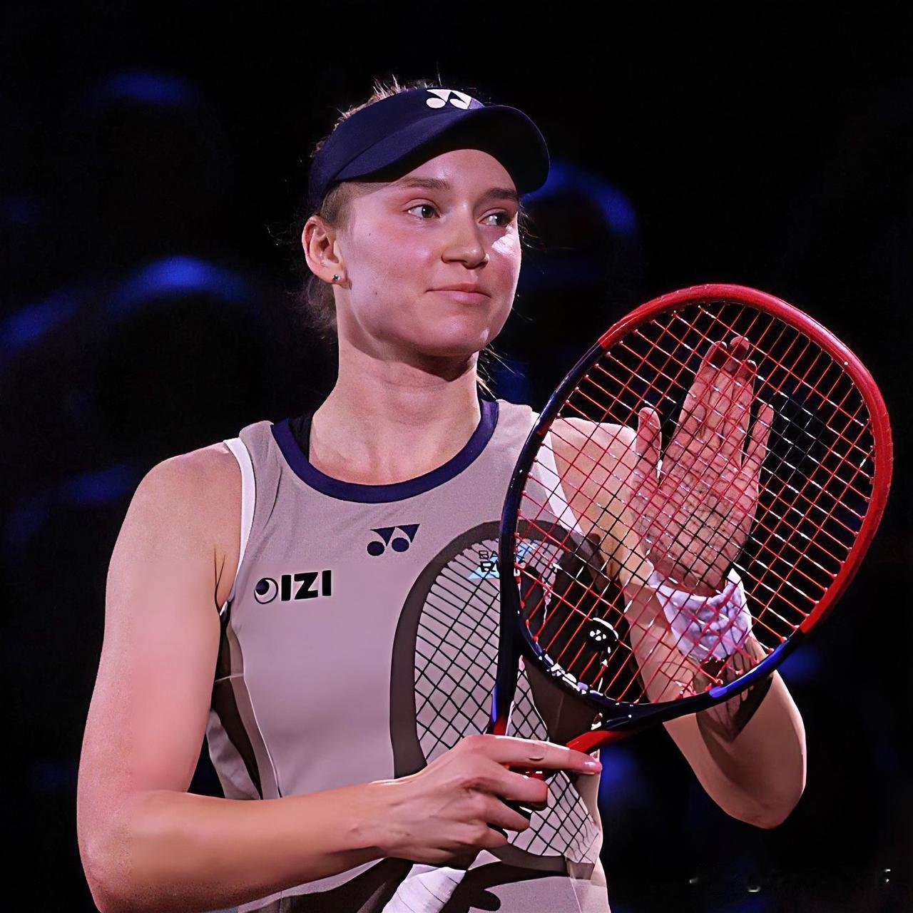 莱巴金娜斯图加特八连胜夺冠，最近41场比赛中赢了36场，职业生涯第13冠！

莱