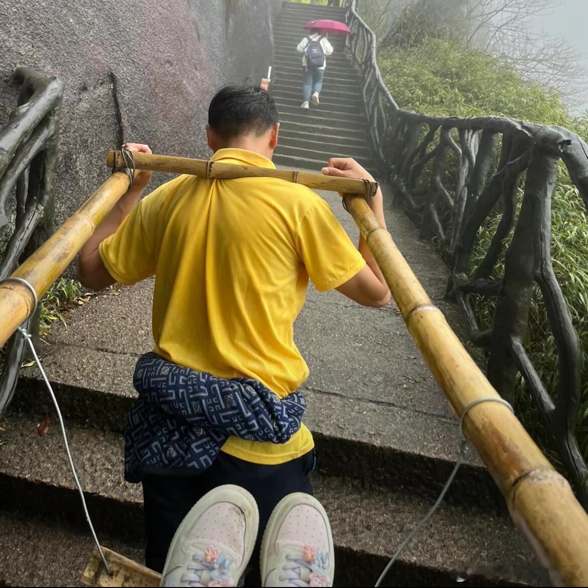 所以要多努力才算努力呢如果努力就能成为有钱人那这个世界不会有这么多穷人#所以要多