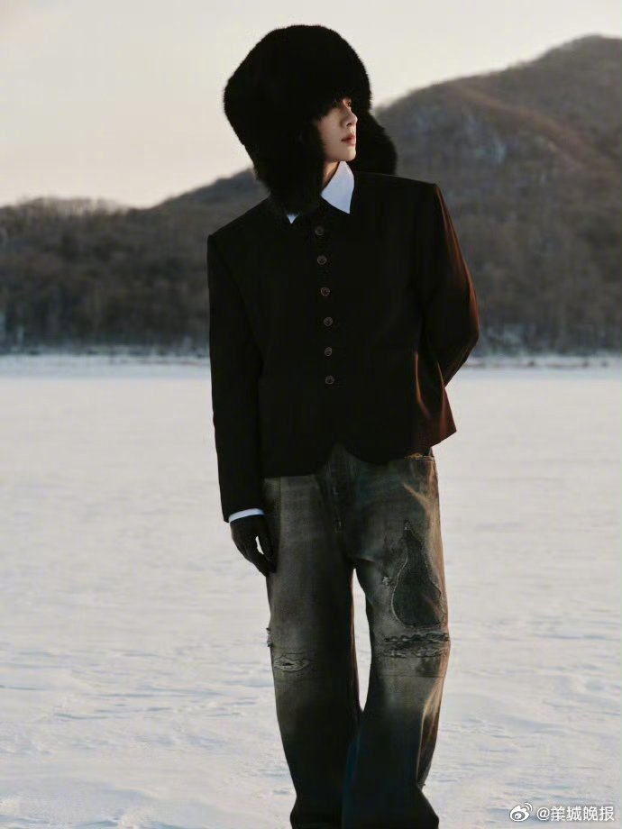 【又一波神图来袭！你pick谁】新的一波来啦这一波的红毯造型里，有你心动的选择吗