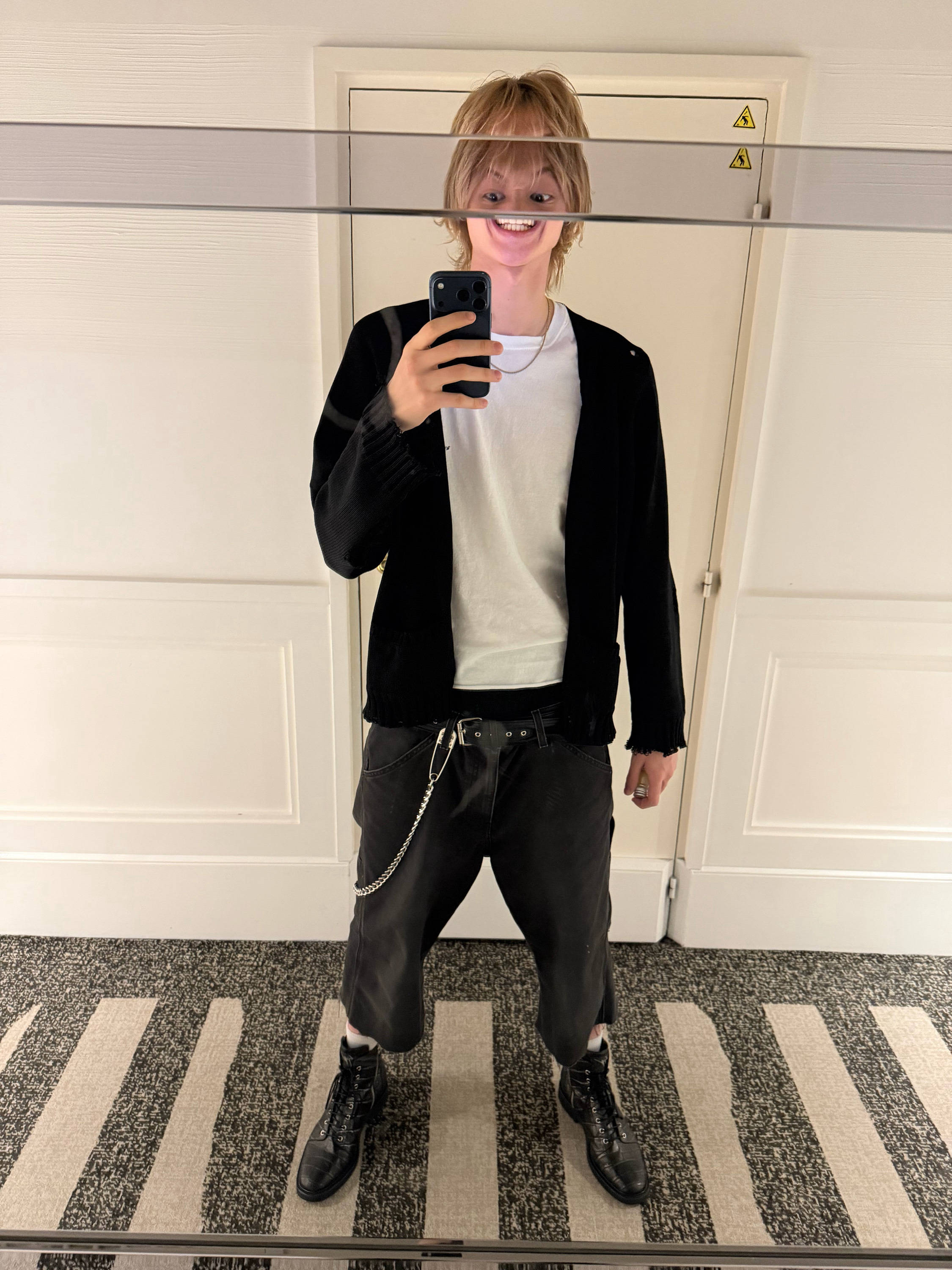 Poppin out in ParisMeet me at the Saint 