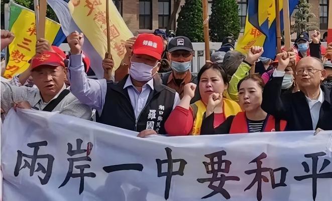 新加坡联合早报今日发文写道：“台海一旦冲突，升级与外溢往往不是由参战方的主观意愿