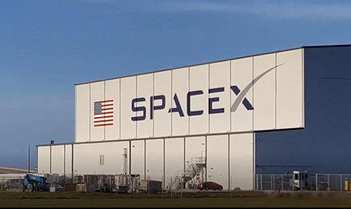 【SpaceX正式进入纳斯达克100指数SpaceX市值较高点蒸发8500亿美元