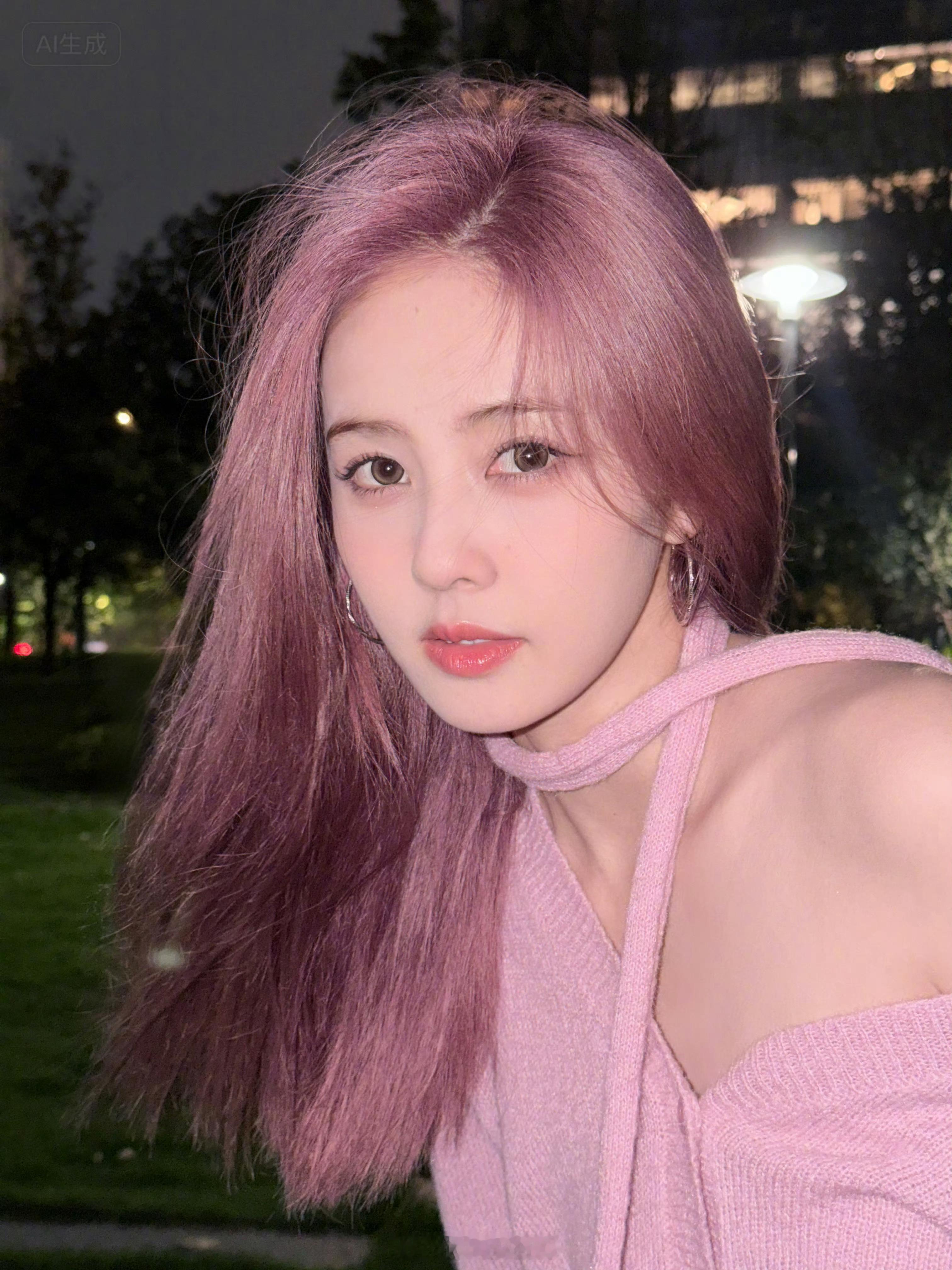 白鹿最新营业照来了！不一样的风格，好明媚的🍍呀！[yeah]白鹿染新发色很开心