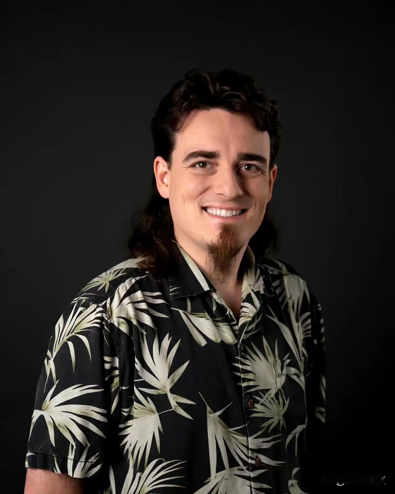 美国新锐军工企业安杜里尔（Anduril）的创始人帕尔默·拉奇（Palmer L