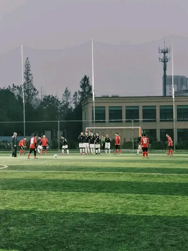 宋主席这脸，怕是被U23男足打疼了！好不容易协调西安办了U23赛事，结果自家球队