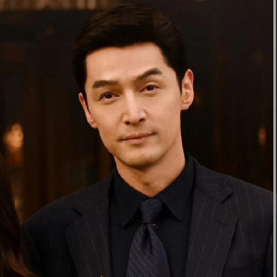 只要胡歌不退圈，转行啥的都无所谓。
演技好不好，根本不重要！
说白了，他最大的本