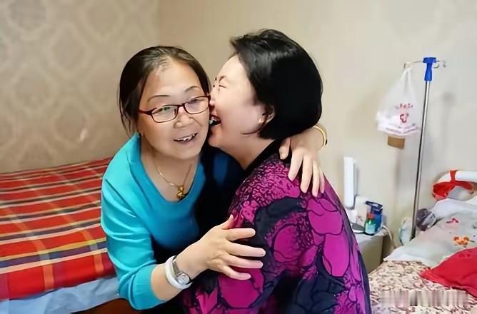 陕西一女子车祸成植物人，丈夫崩溃，婆婆不甘心照顾14年，谁知，女子醒来说了两个字