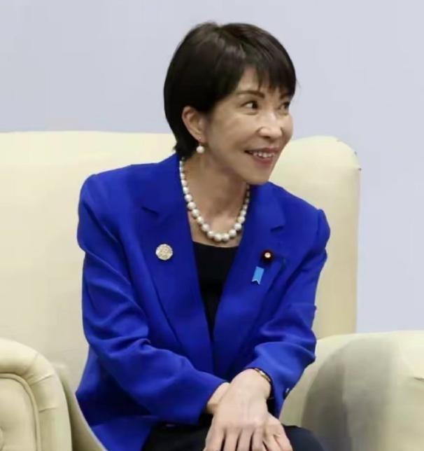 中日闹了这么多天，躲在日本背后的那条大鱼终于浮出水面了。不是别人，正是一直在幕后