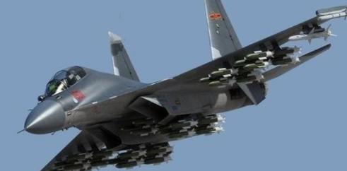 美国说，一旦和中国展开空战，中国的3000架战机就是摆设。一些美国人说中国的空军