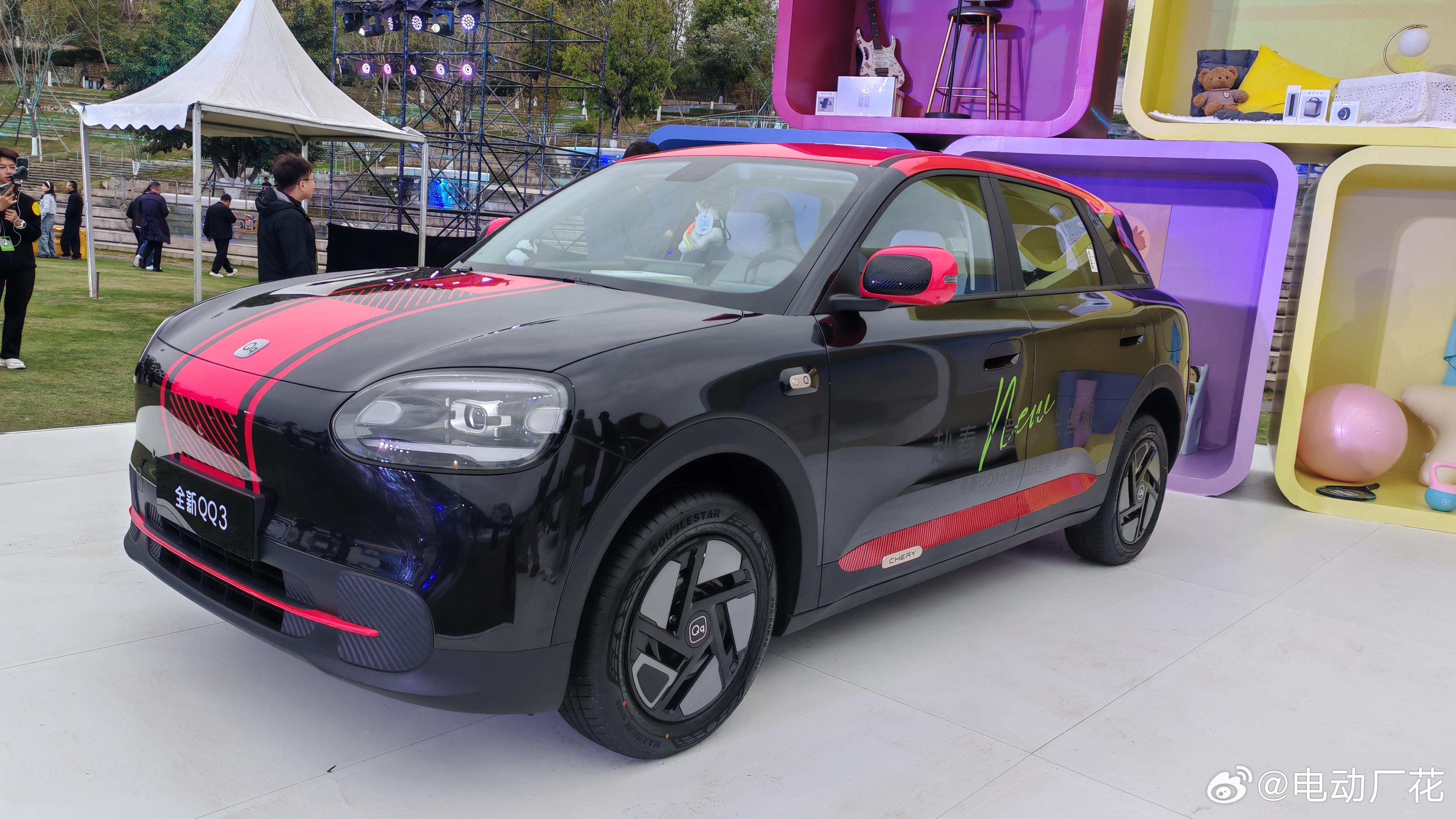 让我们来看看是谁的童年DNA在躁动原来是国民神车QQ复活啦！一句话说清楚新老QQ