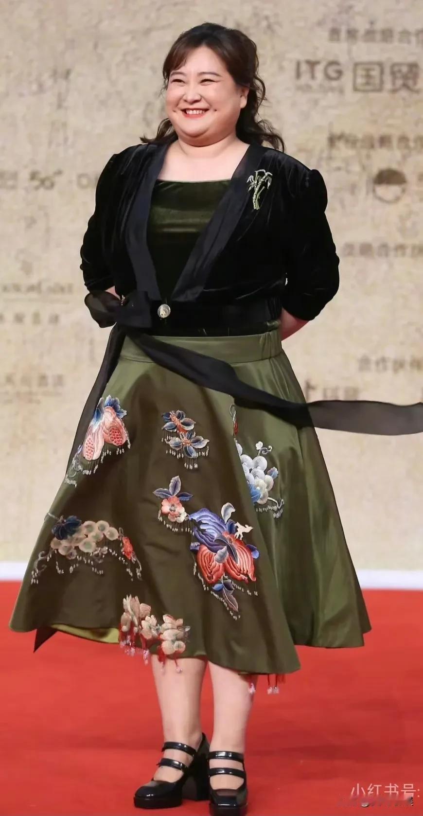 谁知道这些年她经历了什么？
不过事实证明:没有丑女人，只有懒女人，你觉得说的对吗