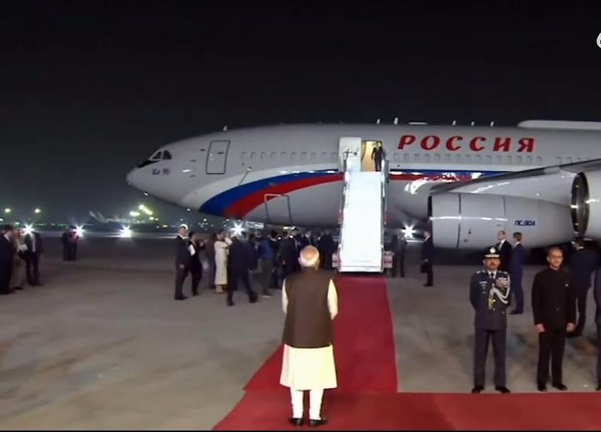 老仙亲自接机，印俄又要有什么大动作了？