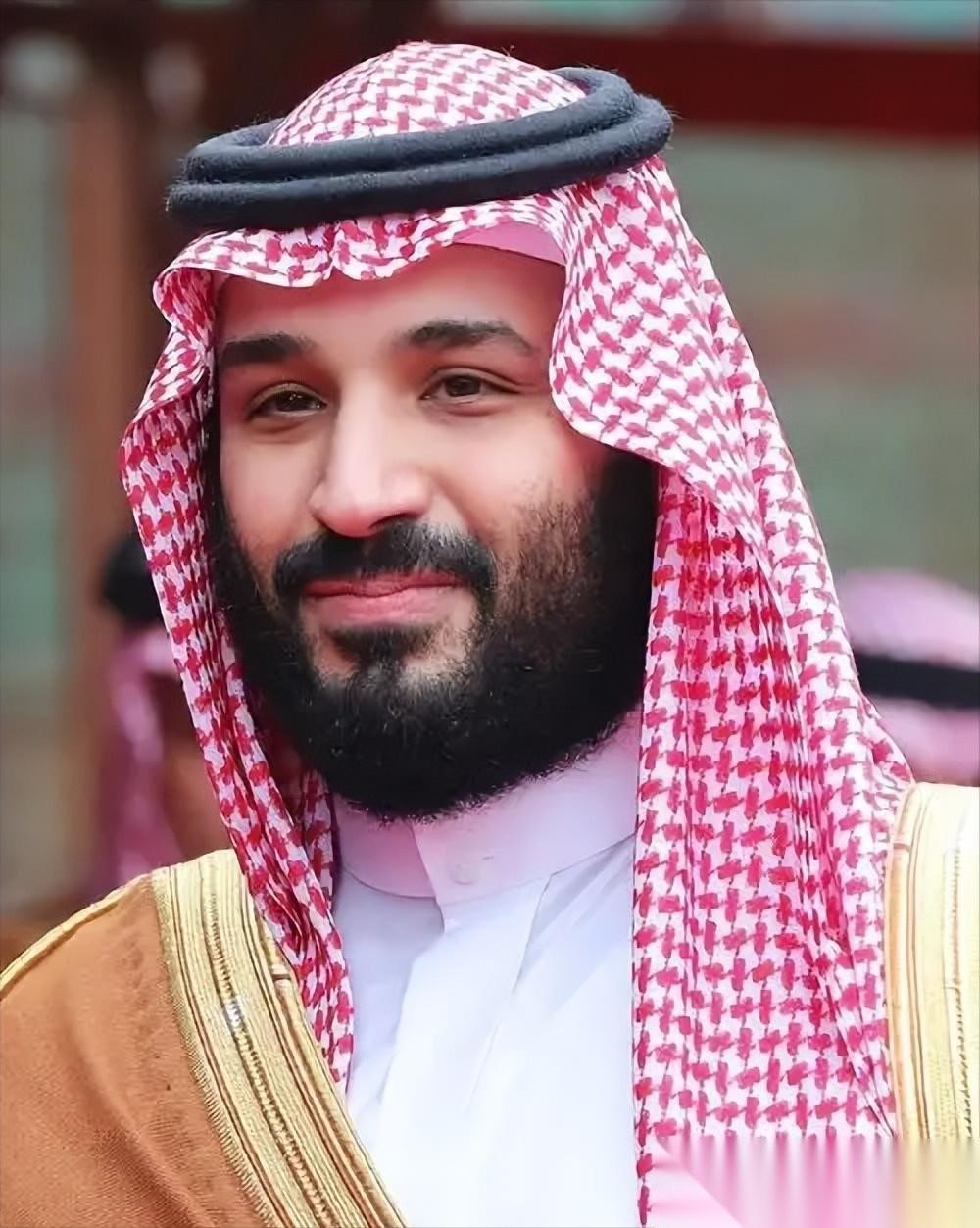 沙特阿拉伯传来消息，
4月6日，沙特阿拉伯突然宣布重磅消息：销往亚洲的原油，每桶