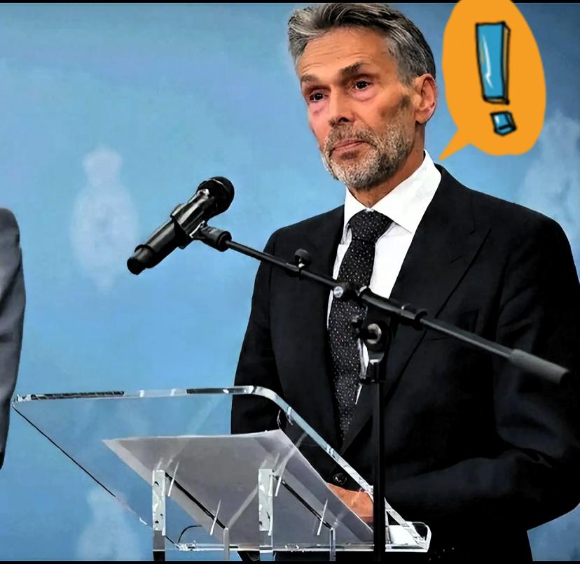 果然猜中了
美国翻脸不认人
刚把128亿美元大豆合同拍桌上，华盛顿转身就抡起30