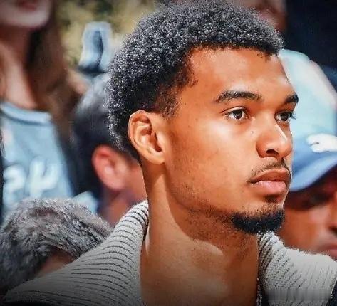 NBA西决天王山败北，马刺怪不得任何人。别人不说，就说文班亚马。以往他都是以外星