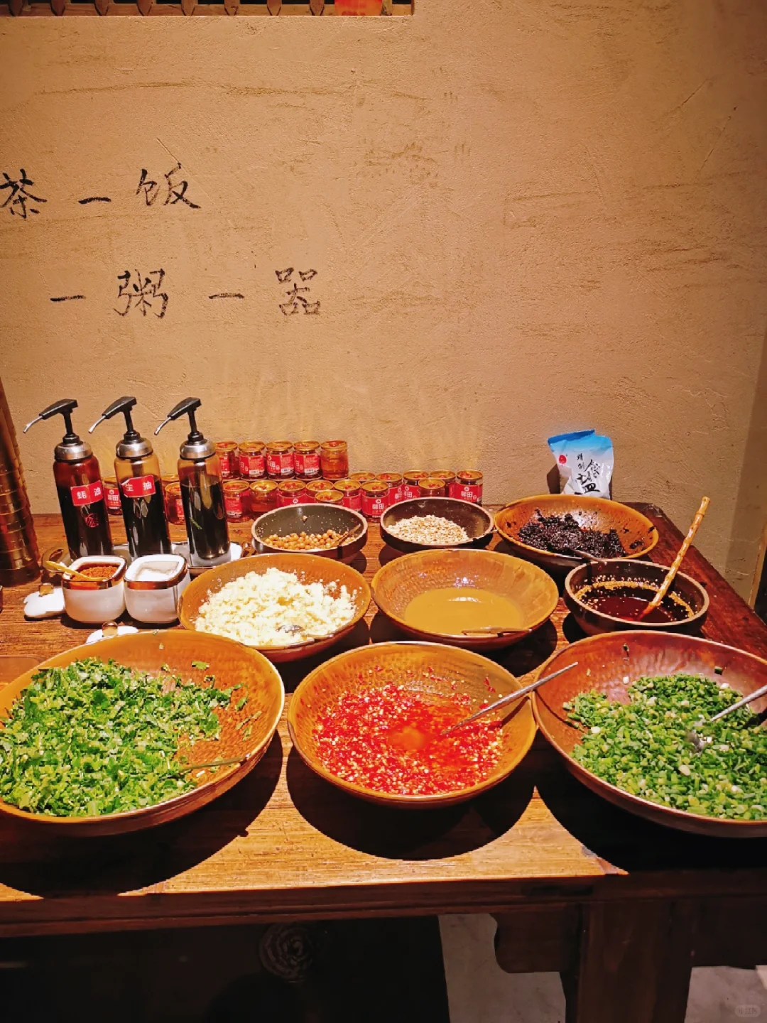 南下塘只来这家火锅店