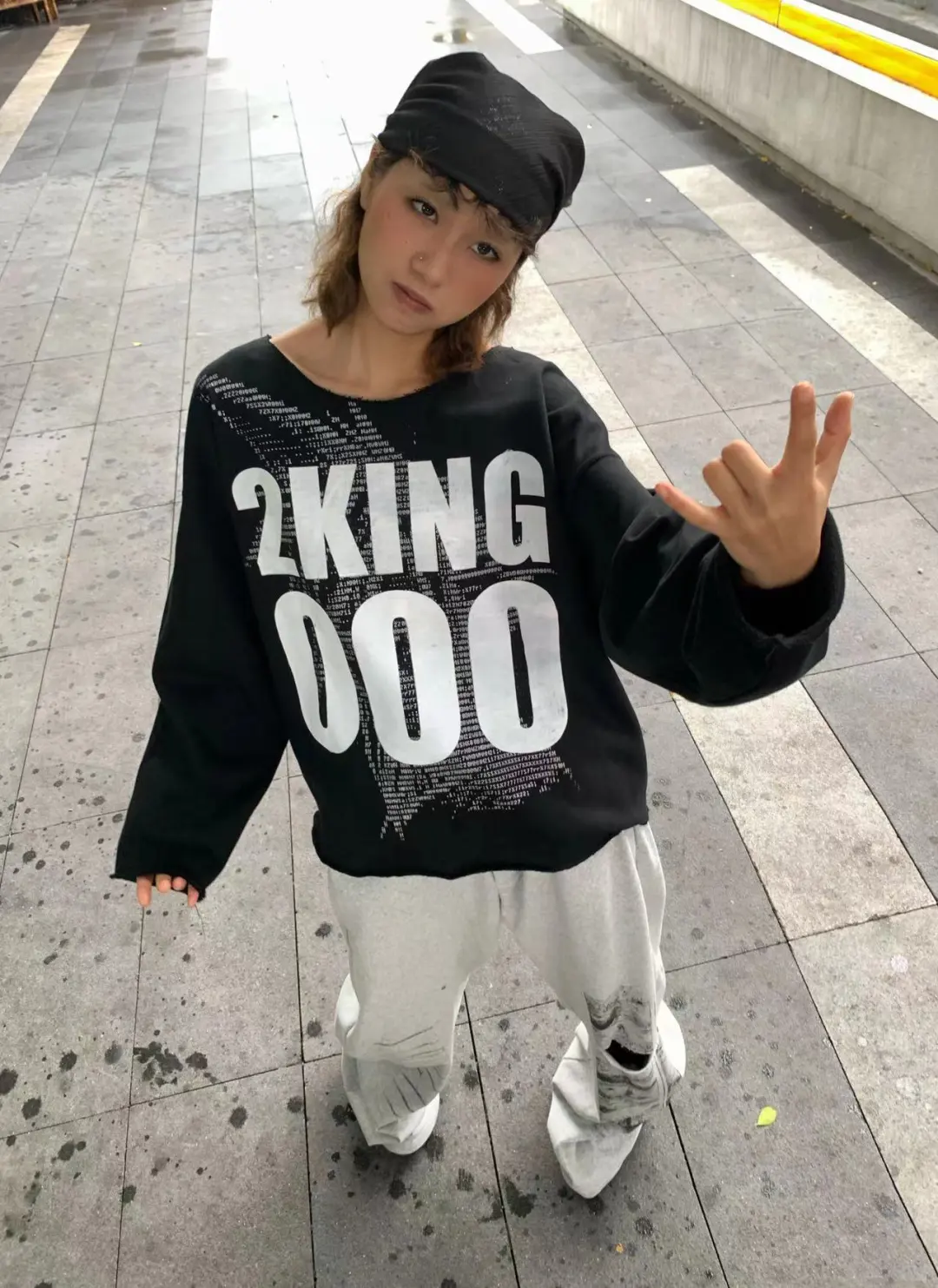 如果幸福是北京的房产那我就是林瀚和晚晚 是被掐住的吸管是士多啤梨的一半...