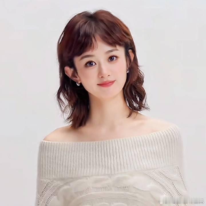 赵丽颖卷发好嫩好像薛杉杉时期 水蜜桃🍑 