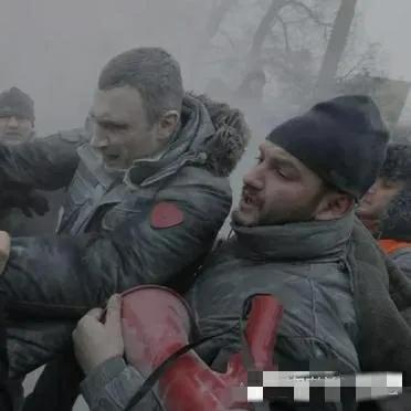 泽连斯基的好日子看来快到头了，乌克兰终于有人清醒了！
据媒体报道，乌克兰敖德萨游