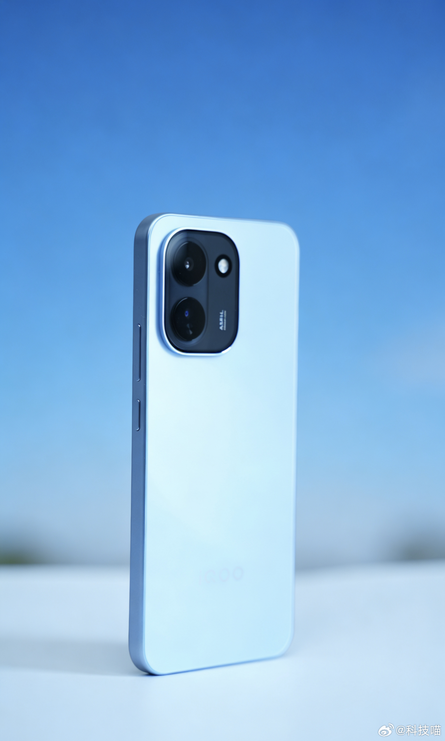 实探涨价后手机市场从千元机到万元机，涨价幅度100-1000元左右，目前已经宣布