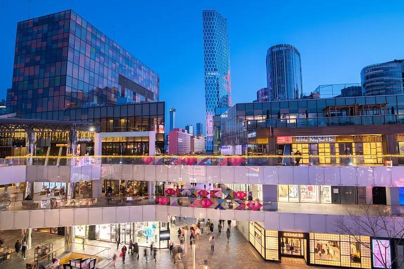 2025年末，北京市常住人口2180.0万人，比2024年减少3.2万人。全年常