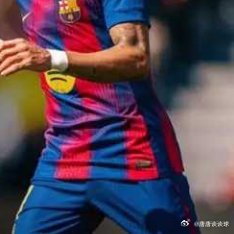 8日，西甲豪门巴塞罗那俱乐部官方宣布，队内29岁的巴西国脚拉菲尼亚右大腿股二头肌