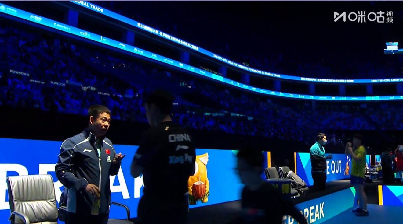 向鹏0-1张佑安（4-11）向鹏场外王建军 