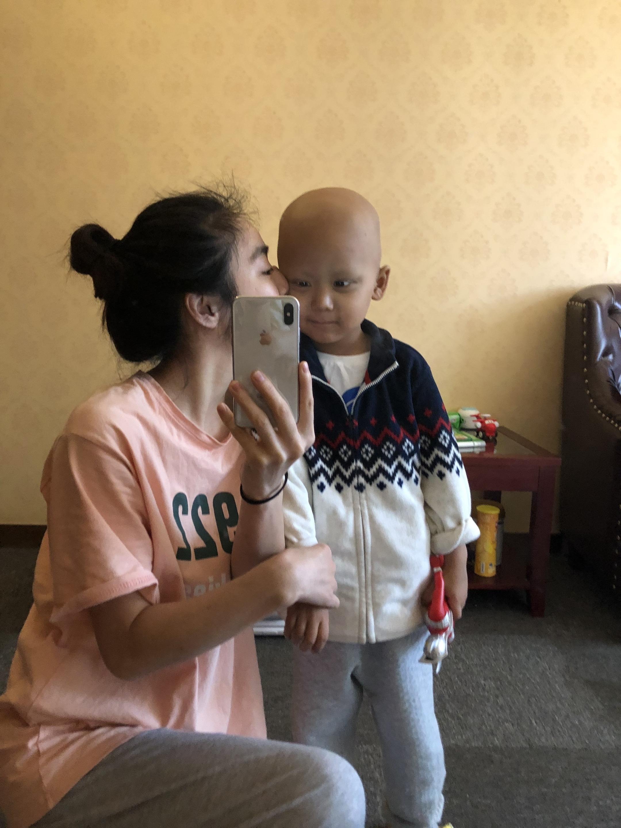 做了一个梦，久久不能平复，可是在这个世上妈妈除了梦以外的地方，再也见不...