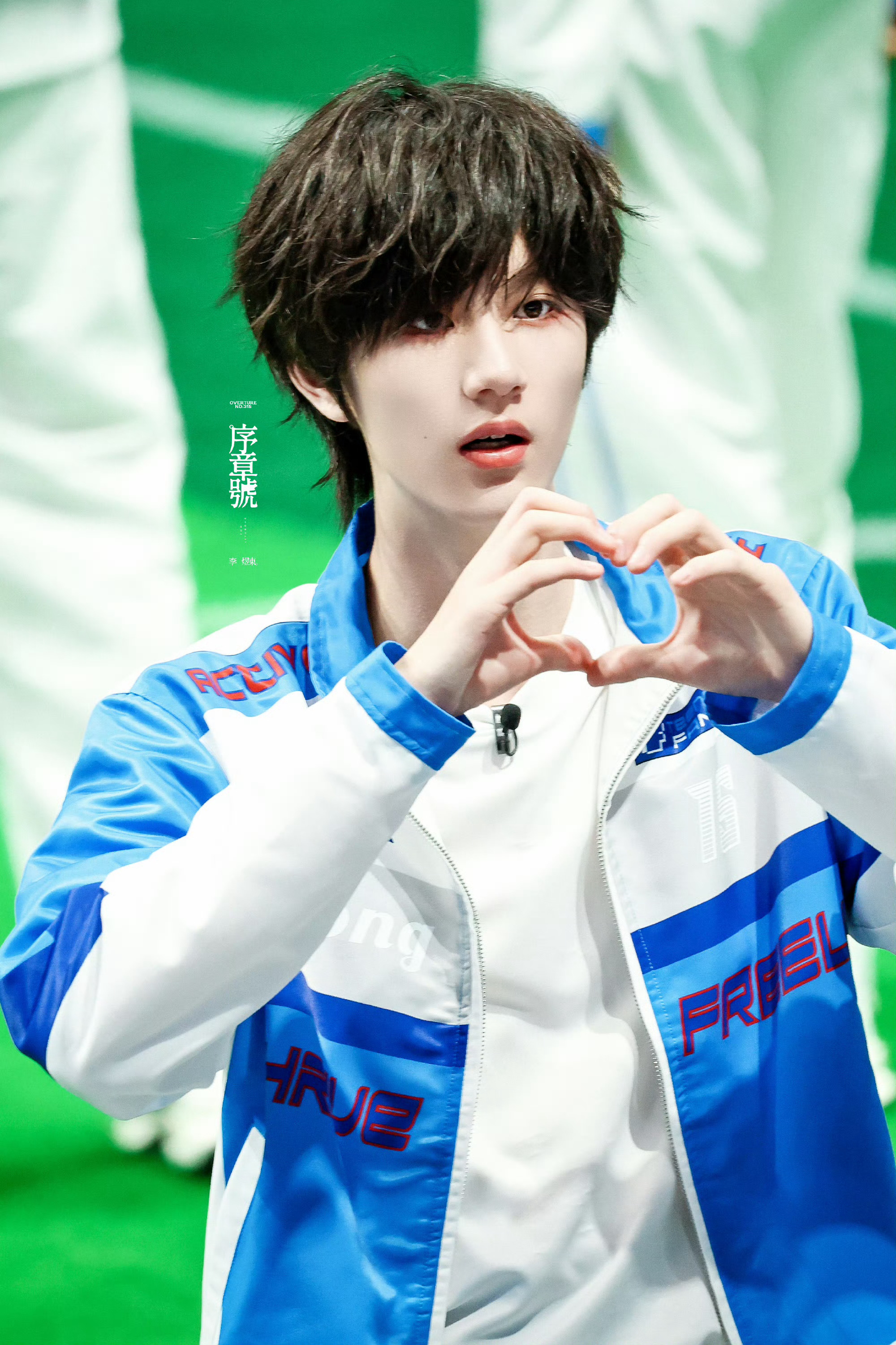 TF四代五公稳了期待李煜东 五公全员灯牌 去给东东撑腰不要让他找不到我们好吗李煜