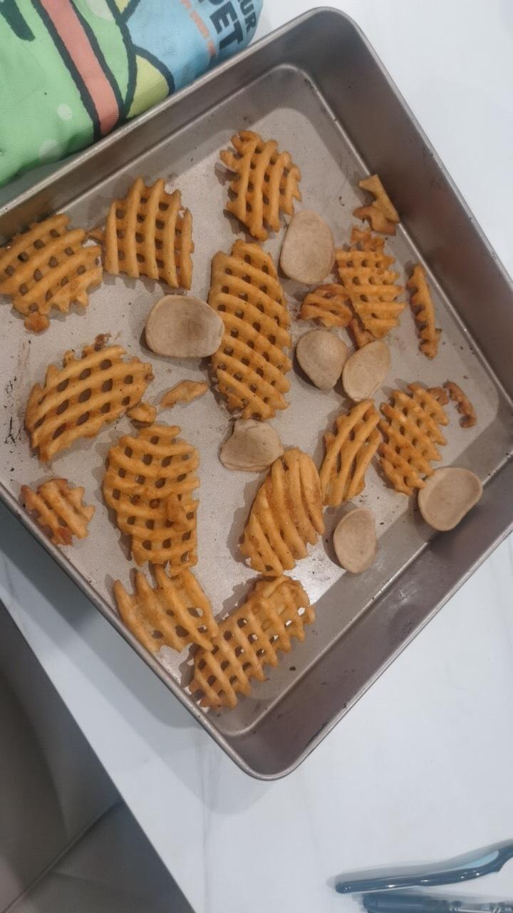 我真的看完比赛心情不是很好吃点东西吧‘胖就胖吧胖了再减呗，哎 