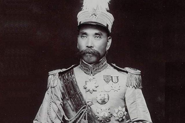 1916年，王占元走马上任，坐上了湖北督军的位子。 
 
就是这一年，武汉三镇上