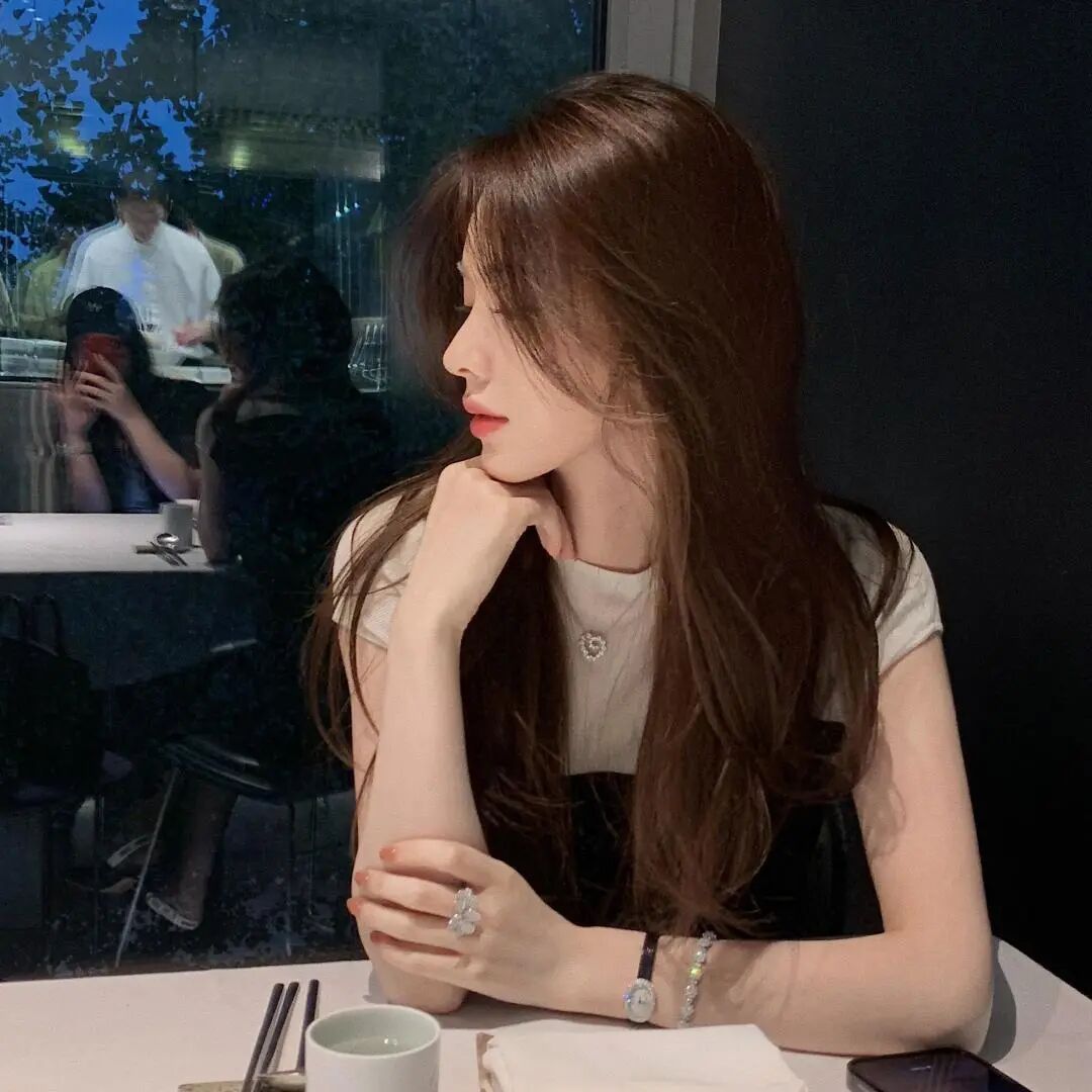 我委屈了才会说睡了 你知道的 我从来不早睡 