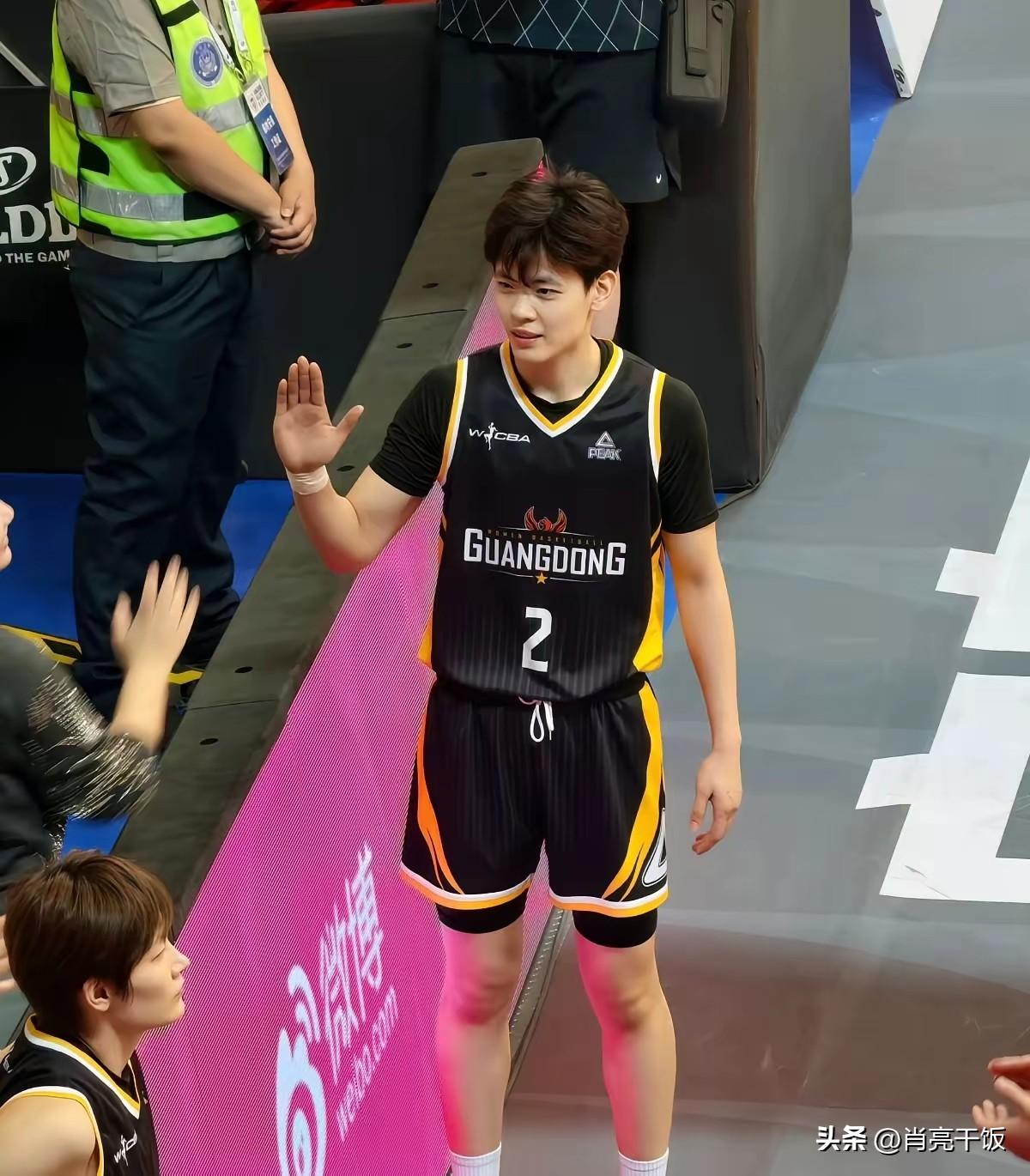 WCBA季后赛卫冕冠军东莞女篮被江苏女篮首轮横扫出局，杨舒予难辞其咎！

此役是