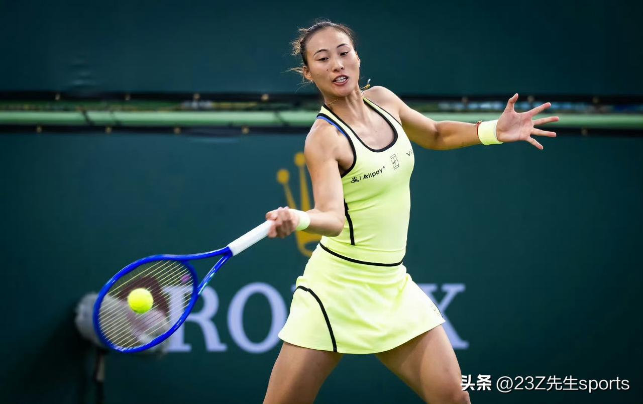 WTA1000迈阿密单打第四轮，郑钦文3-6、4-6不敌头号种子萨巴伦卡，遗憾止