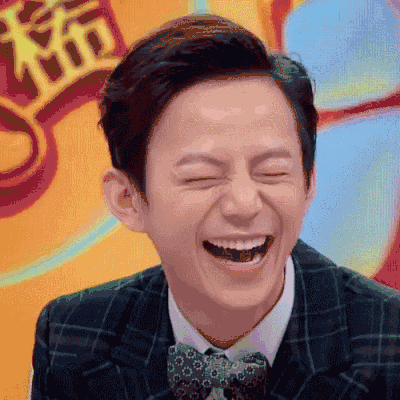 今早刷手机，笑到差点把早饭喷出来！
网友说：袁隆平是杂交水稻之父，那个谁，是杂交