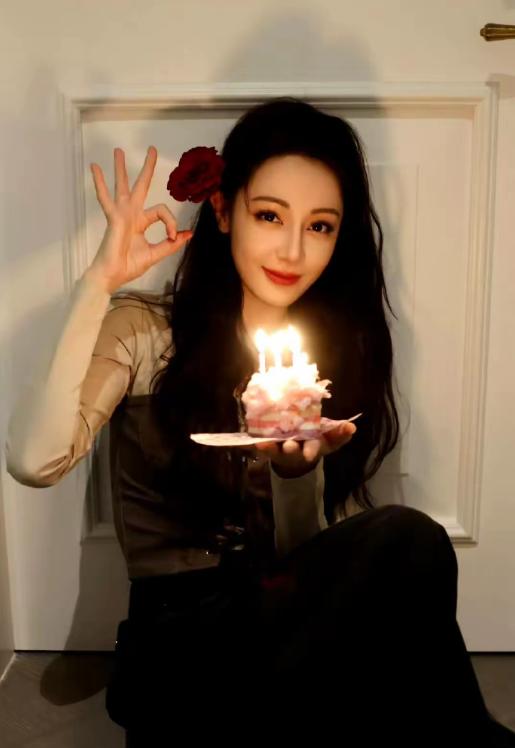 周星驰执导电影女足杀青。周星驰执导的电影《女足》（又名《少林女足》）于...