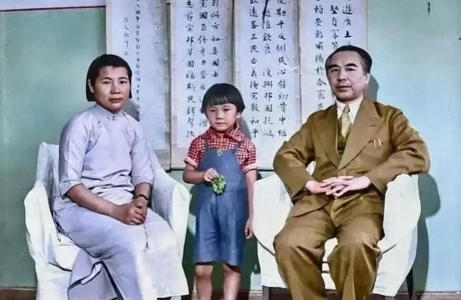 1943年，毛主席的弟弟毛泽民被“新疆王”盛世才杀害，然而盛世才逃亡台湾后，得知