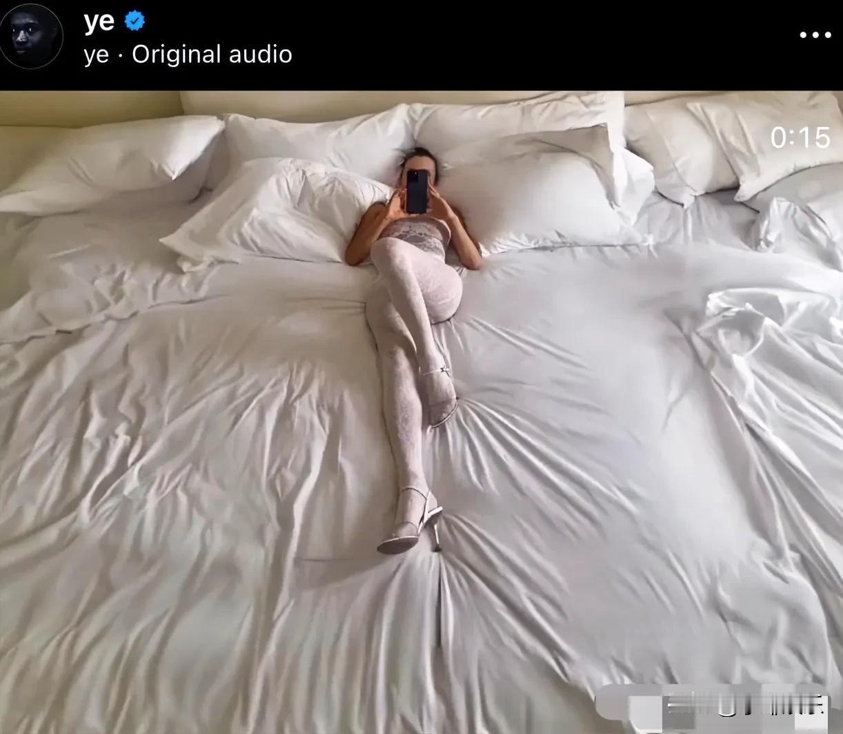 哇！这么大的床，侃爷晒出了他和他老婆比安卡·森索里的大床！

侃爷送给妻子名车后