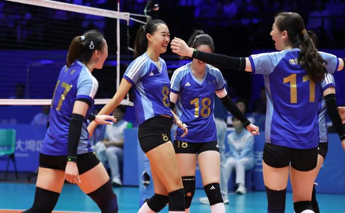 上海女排3比0战胜河南女排，二传成核心！
相对比河南队，上海队这场比赛打得非常清