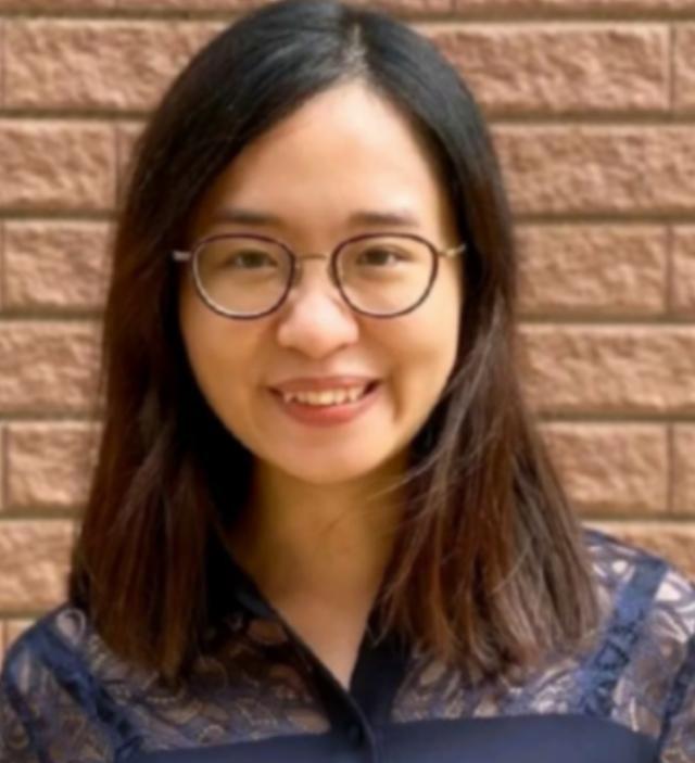 2022年，乱港分子何依琼，决定从香港移居至英国。然而，仅在抵达英国之后仅过了半