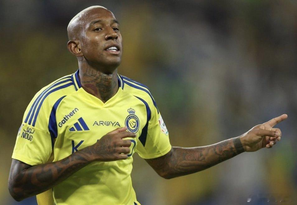 塔利斯卡利雅得胜利 塔利斯卡：利雅得胜利把我赶走是因为我进球太多了，碍事。巴西球