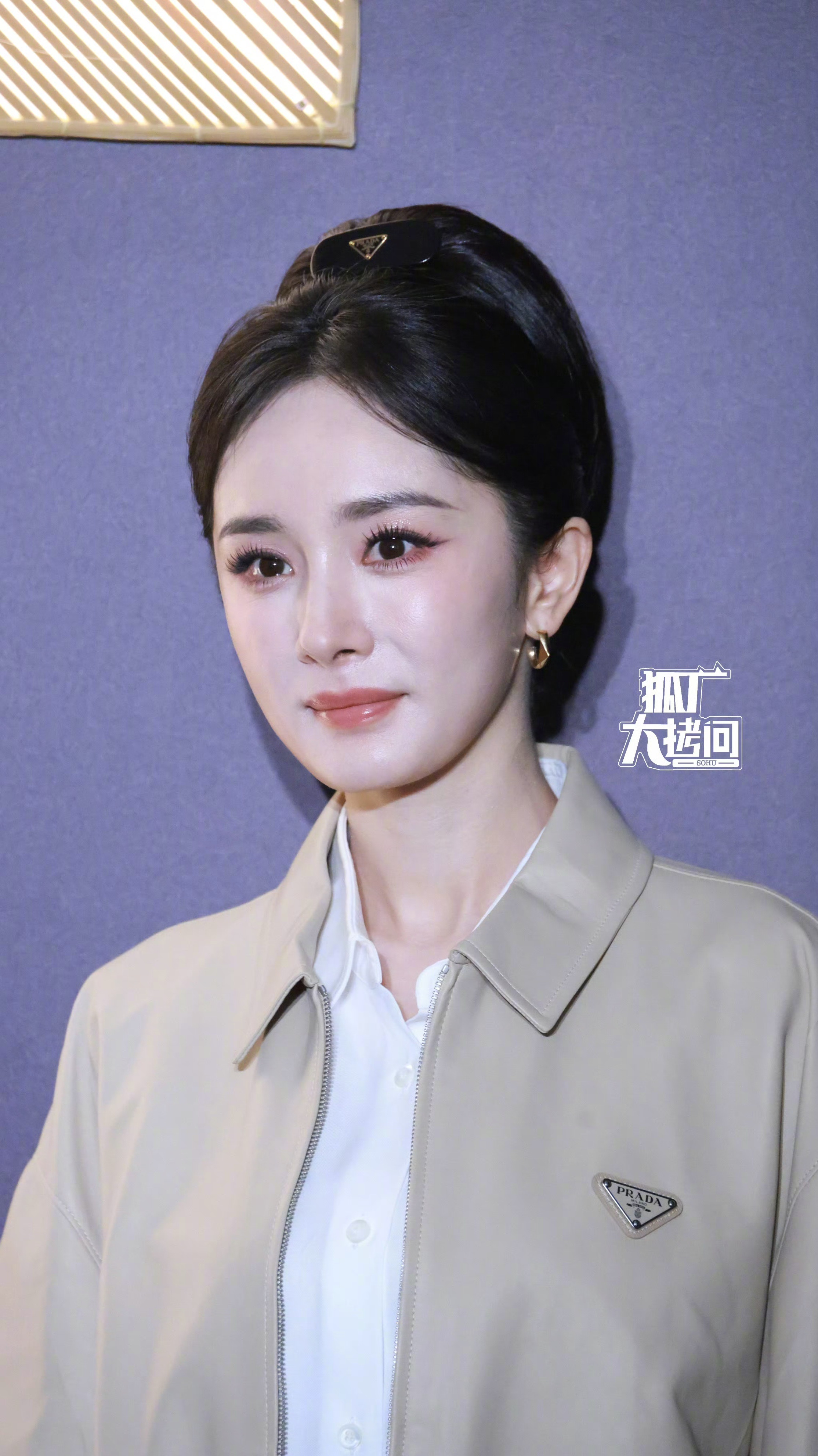 杨幂、宋茜、金晨的T风格论坛造型，生图状态下的穿搭和颜值