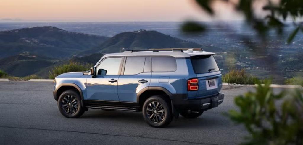 北美的丰田Land Cruiser（就是霸道）新增了个选配——高位进气系统，这样