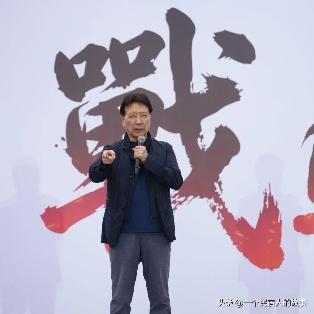 赵少康声援柯文哲！
被誉为“政治金童”的蓝营大佬赵少康最近很活跃，先是为几个国民