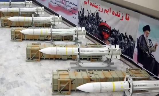 美军打击伊朗，除了俄罗斯，大概率没有国家去帮助伊朗，因为伊朗把人都得罪光了！
 