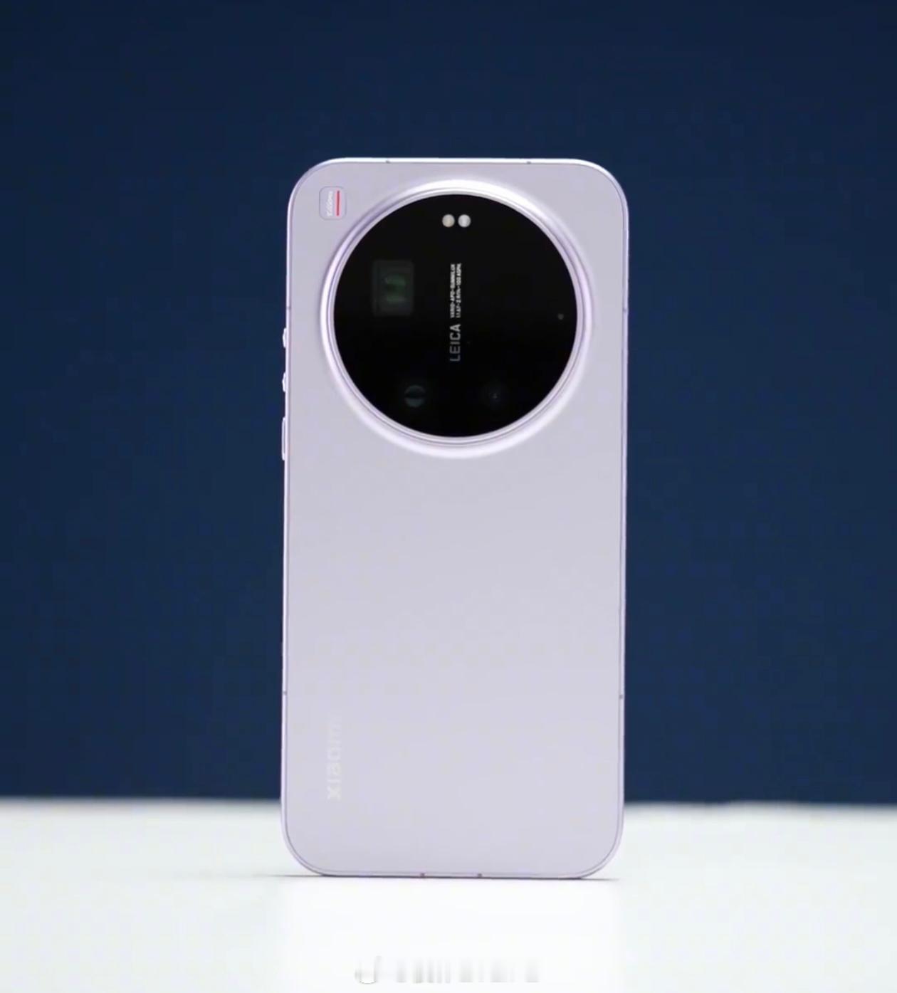 小米17Ultra真机首次曝光真的很漂亮!不知道这次的影调风格怎么样还有就是澎湃