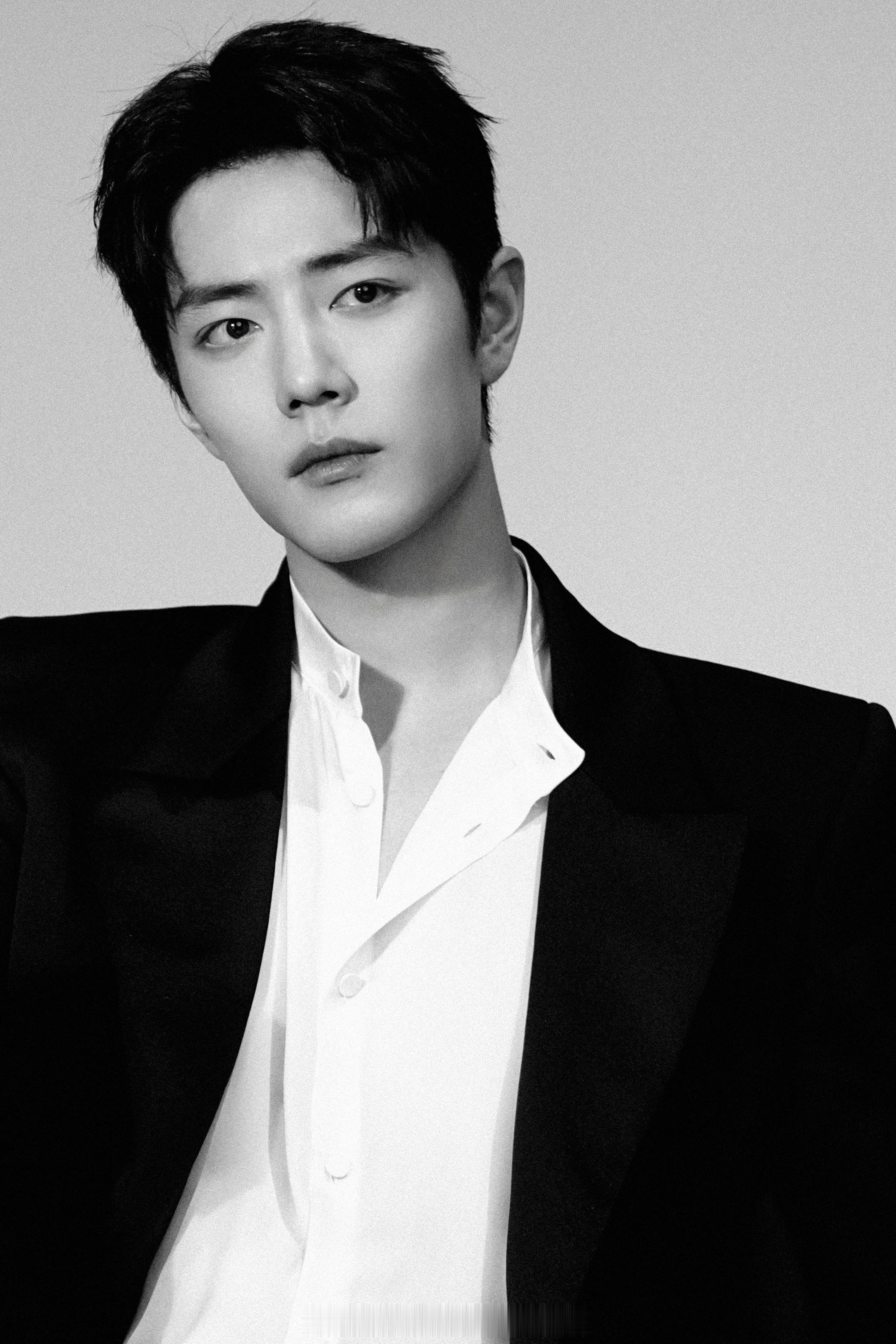 肖战超话签到破百万了！爆剧、实绩、顶级流量、顶级星光，演技实力应有尽有，而且还再