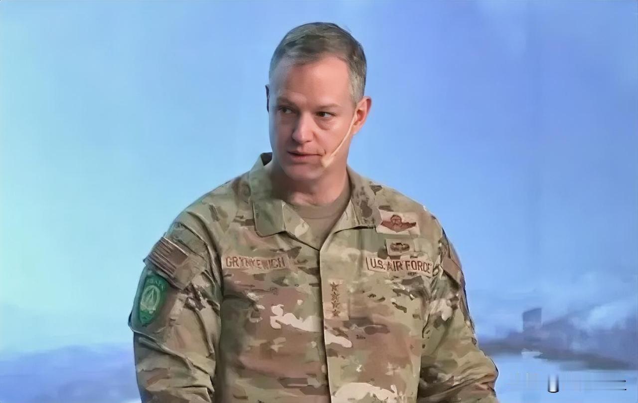 近来我们频繁听闻中俄舰艇在北约领土附近活动，你是否认为这尚不足以构成当前迫在眉睫