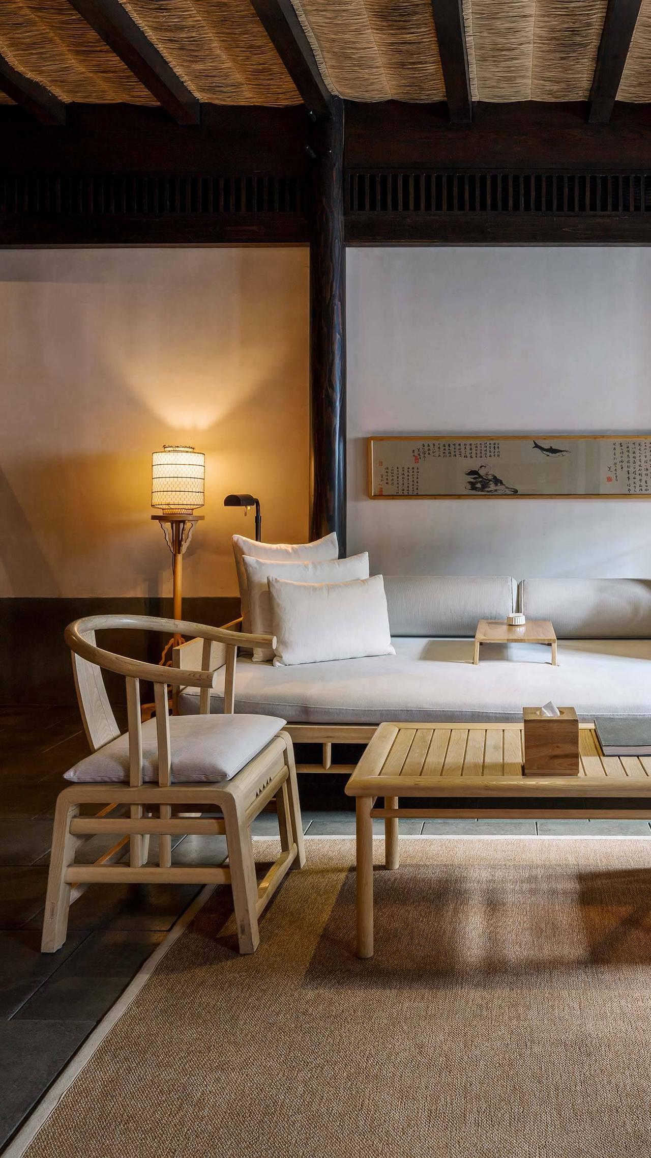 地下车库里奔驰宝马奥迪增多的感想！

有一套拆迁得来的房子在市中心，小区地下有个